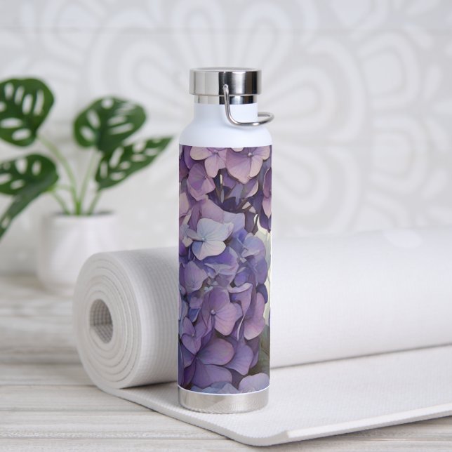 elegant soft light purple floral water bottle (Yoga)