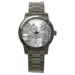 Elegant Street View Watch