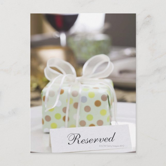 Elegant table setting with gift postcard (Front)