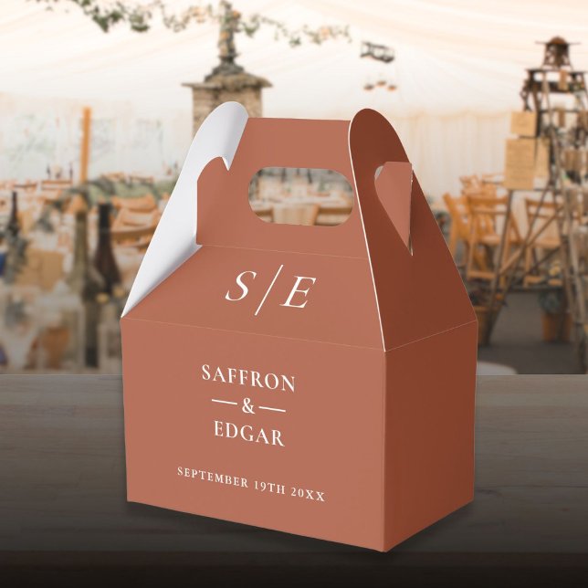 Elegant Terracotta Monogram Wedding Favour Box (Elegant Terracotta Monogram Wedding Favor Boxes)