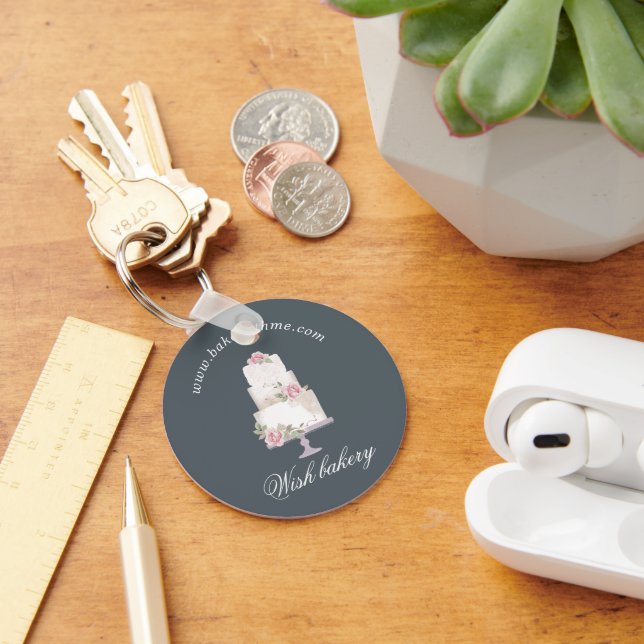 elegant three tier cake bakery monogram key ring (Desk)