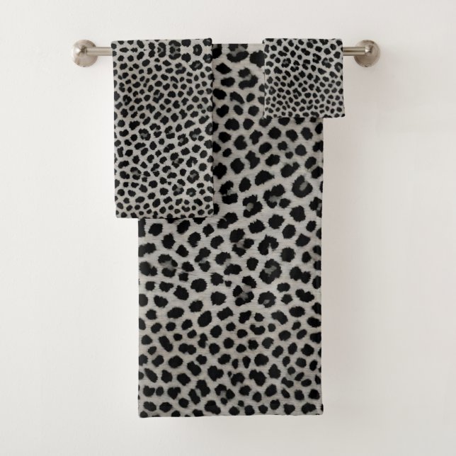 Elegant Trendy Luxury White Leopard Collection Bath Towel Set (Insitu)