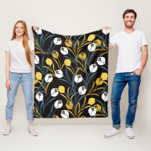 Elegant Tulip Floral Pattern Fleece Blanket
