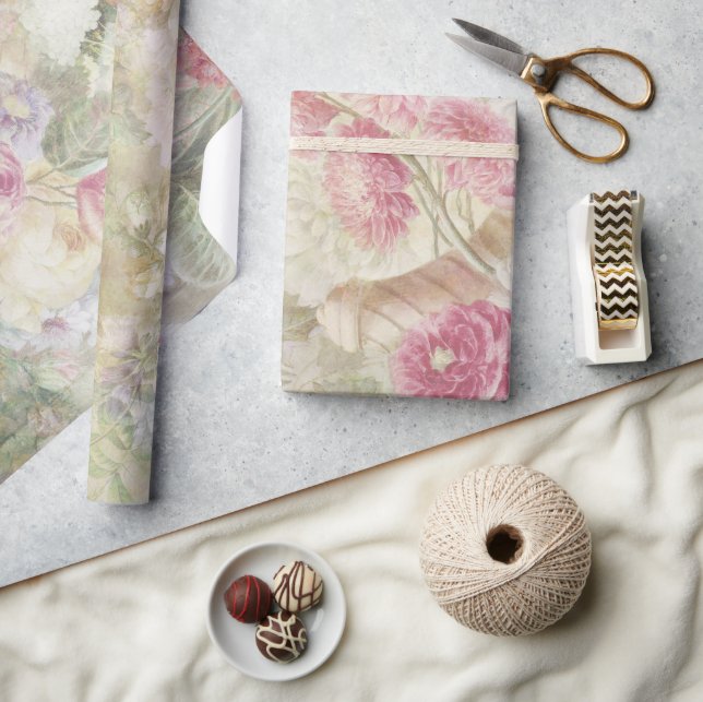 Elegant Vintage Floral Wrapping Paper (Crafts)