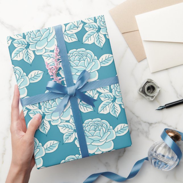  Elegant Vintage Peony Gift Wrap in Blue (Gifting)