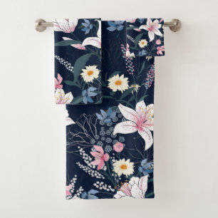Elegant watercolor floral decorative eye-catching  bath towel set