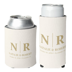 Elegant Wedding Monogram Bride Groom Initials Gold Can Cooler