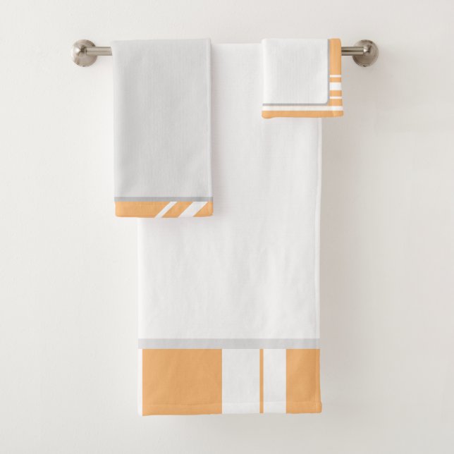 Elegant White Abstract Lines Background Bath Towel Set (Insitu)
