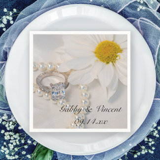 Elegant White Daisy Wedding Napkin
