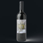 Elegant White mum chrysanthemum  Wine Label<br><div class="desc">Elegant White chrysanthemum - customisable for any occasion-</div>