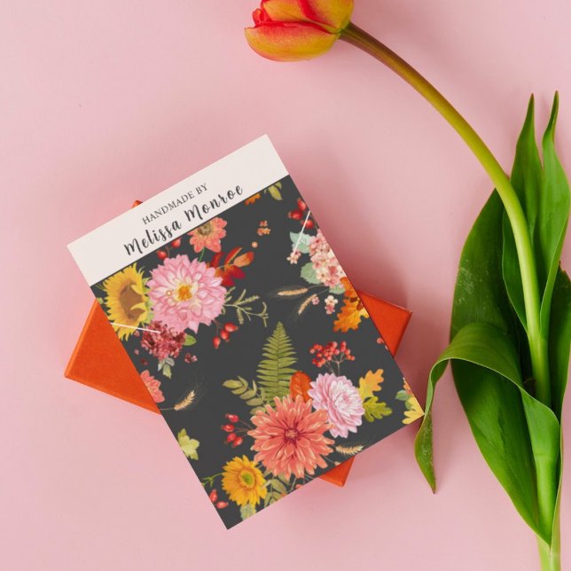 Elegant Wildflowers Necklace Jewellery Display Car (Creator Uploaded)