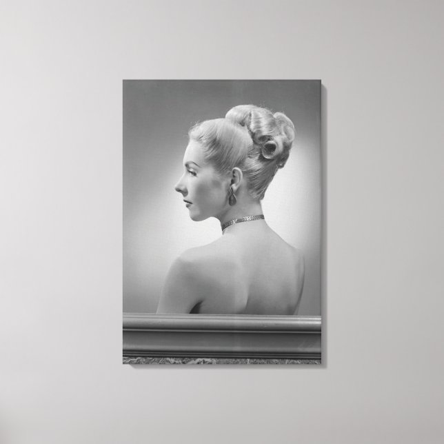 Elegant Woman Canvas Print (Front)
