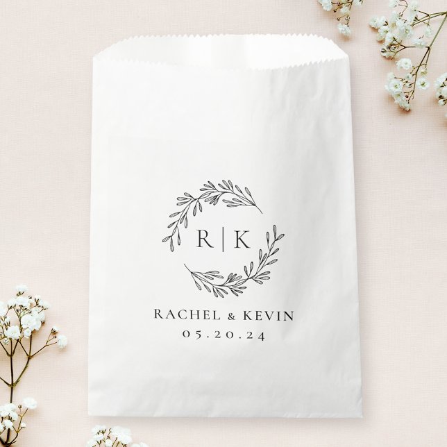 Elegant Wreath Wedding Initial Monogram Favour Bags (Creator Uploaded)