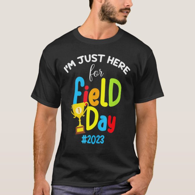 Elementary School Field Day 2023 Kids Teachers Gra T-Shirt (Front)