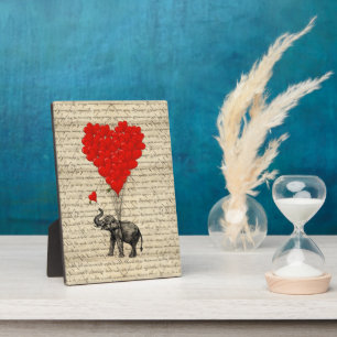 Elephant and heart shaped balloons plaque