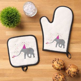 Elephant Partying - Animals Having a Party Oven Mitt & Pot Holder Set