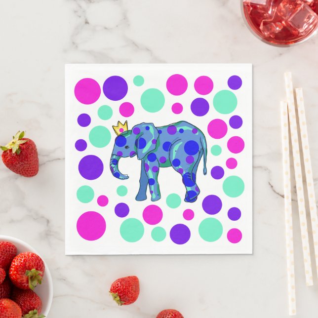 Elephant Queen with Polka Dots Napkin (Insitu)