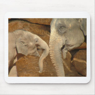 ELEPHANTS MOUSE MAT