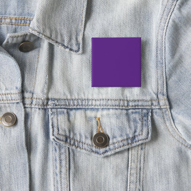 Elevate Your Website Design with a Stunning Purple 15 Cm Square Badge (In Situ)