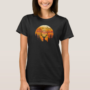 Elk Wapiti In The Woods Mountains Wild Hunting Cam T-Shirt