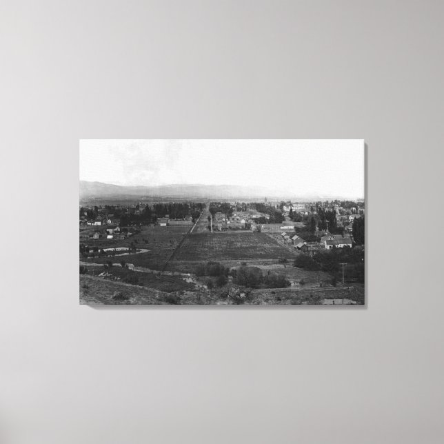Ellensburg, WA Birds Eye View of Town Photograph Canvas Print (Front)