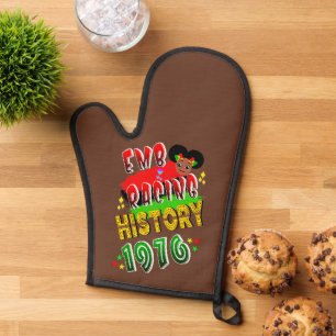 Embracing History 1976 Oven Mitt