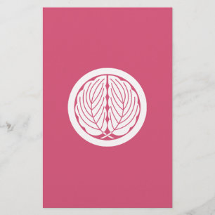 Embracing oak leaves in circle stationery