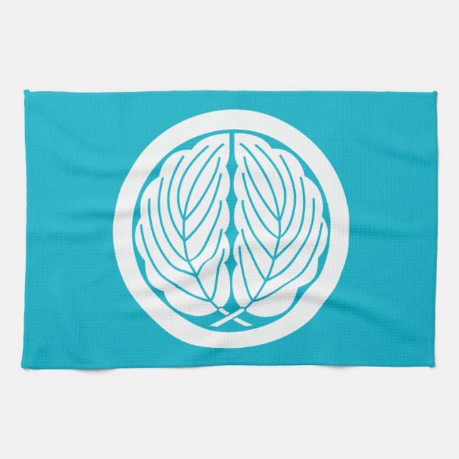 Embracing oak leaves in circle tea towel (Horizontal)