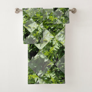 Emerald Elegance: Green Leaves in Diamond Cut, Bath Towel Set