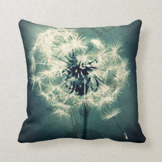 Emerald Green Daisy Throw Pillow