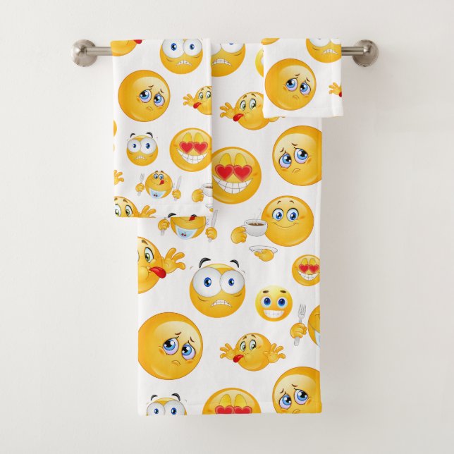 Emoji Pattern Bath Towel Set (Insitu)
