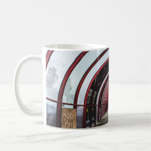EMPTY RED AND WHITE GLASS TUNNEL COFFEE MUG