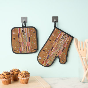 End of Wall, Stoclet Frieze by Gustav Klimt Oven Mitt & Pot Holder Set