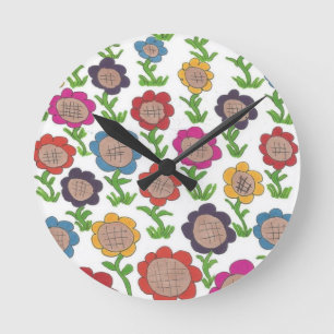 Endless Garden Flower Pattern Art Round Clock