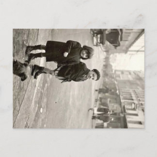 enfants de Paris 1940 France Holiday Postcard