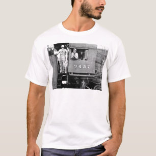 Engine 5427 Vintage Steam Train Locomotive Engine T-Shirt