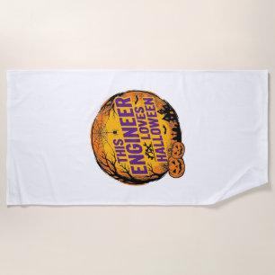 Engineer Loves Halloween Vintage Pumpkin Design_1 Beach Towel