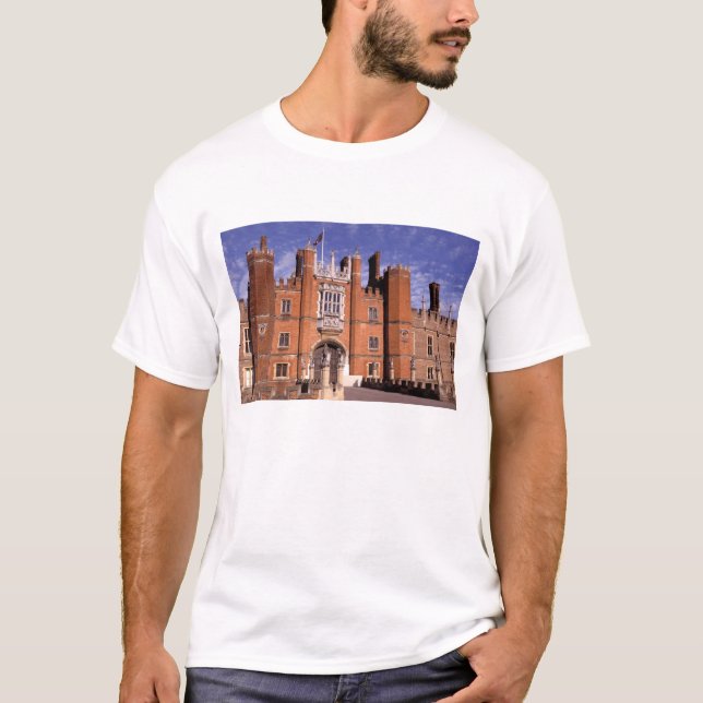 England, Surrey, Hampton Court Palace. 3 T-Shirt (Front)
