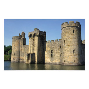 England, Sussex, Bodiam Castle. Photo Print