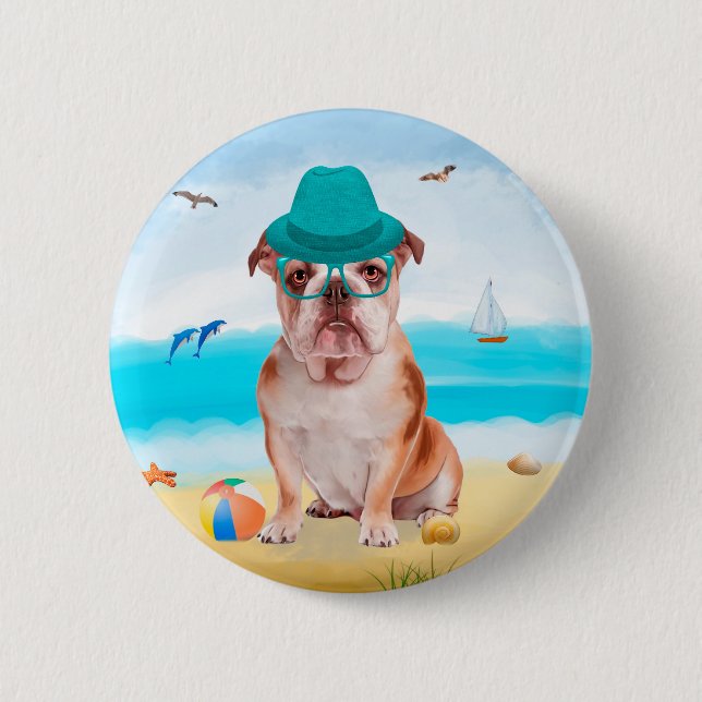 English Bulldog on Beach 6 Cm Round Badge (Front)