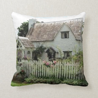 English Cottage Cushion