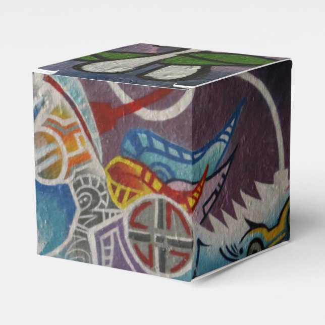 English graffiti, London, UK Favour Box (Front Side)