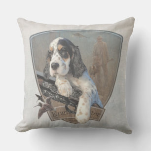English Setter puppy with a classic shotgun Cushion
