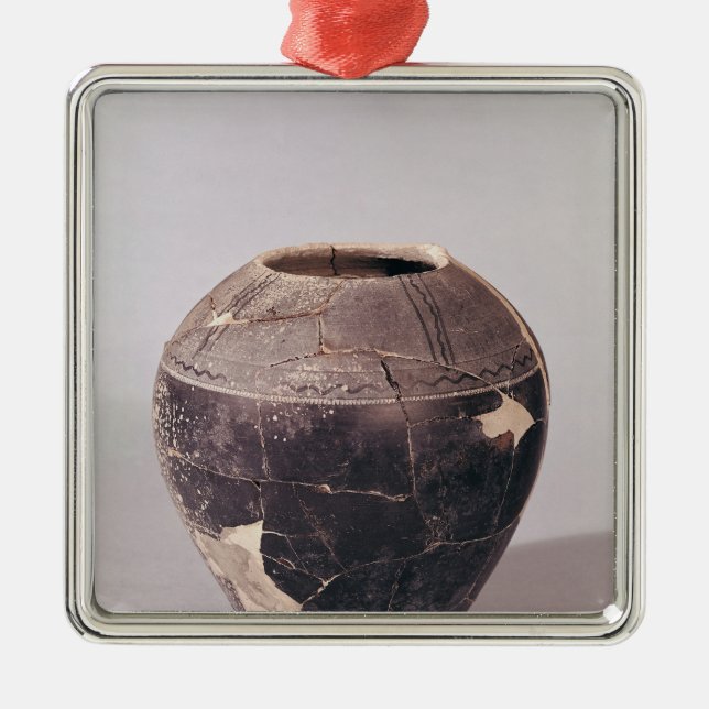 Engobe vase decorated with undulating lines metal tree decoration (Front)