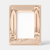 Engraved wood Surfer 