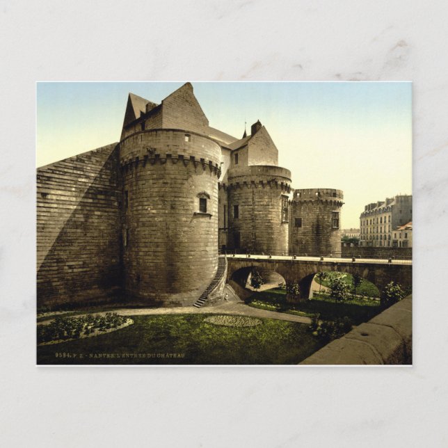 Entrance to Castle Nantes, France Postcard (Front)