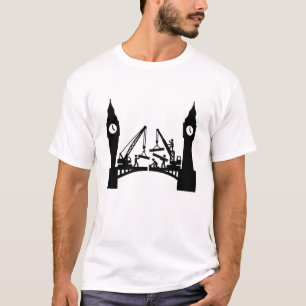 Epic london clock tower bridge construction  T-Shirt