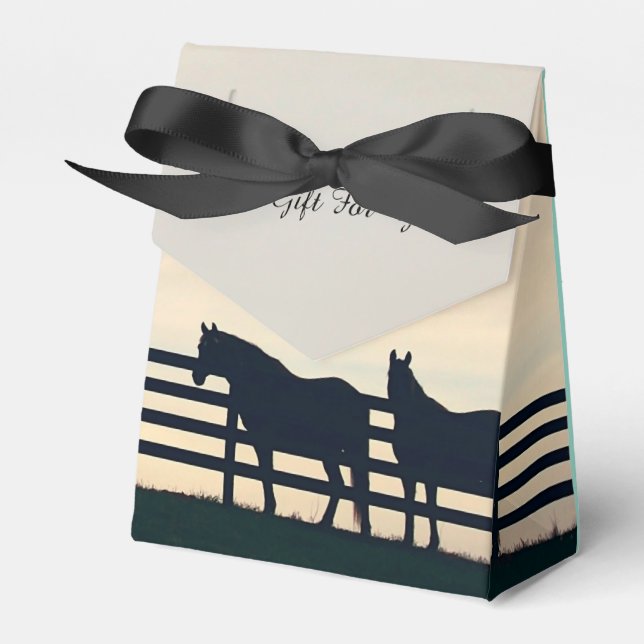 Equestrian Horses at the Pasture Fence Favour Box (Front Side)