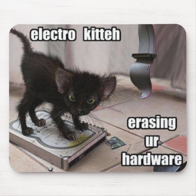 erase kitty mouse mat (Front)