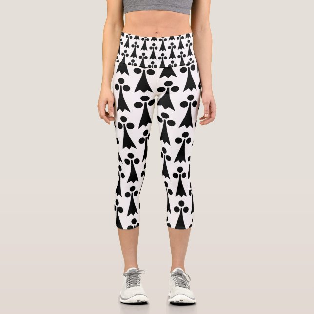 Ermine Pattern, Mediaeval Pattern, Black on White Capri Leggings (Front)